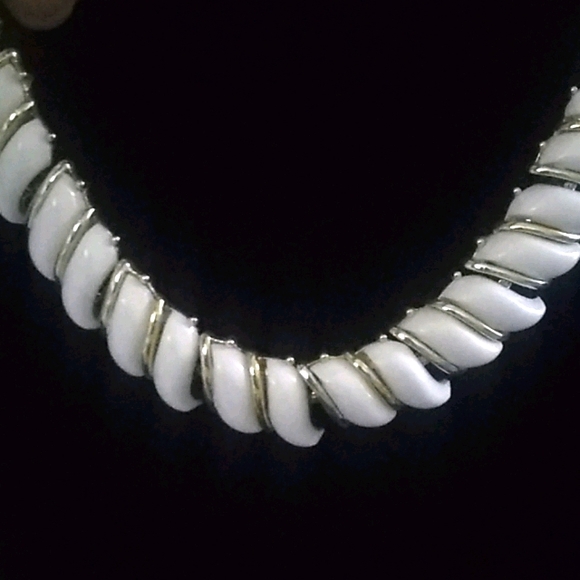 ✴️vtg milky white set - Picture 2 of 8